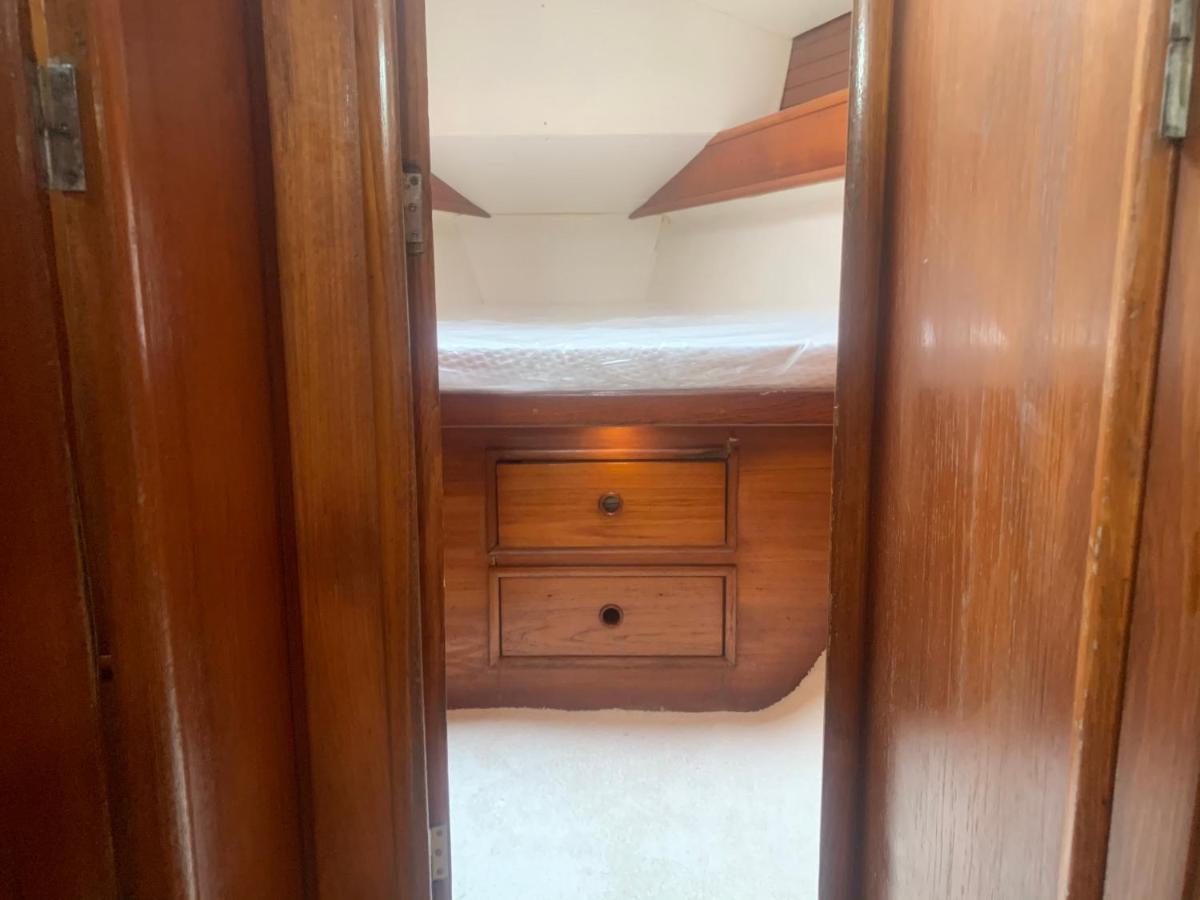 Nuit Sur Un Bateau Hotel La Rochelle  Ngoại thất bức ảnh