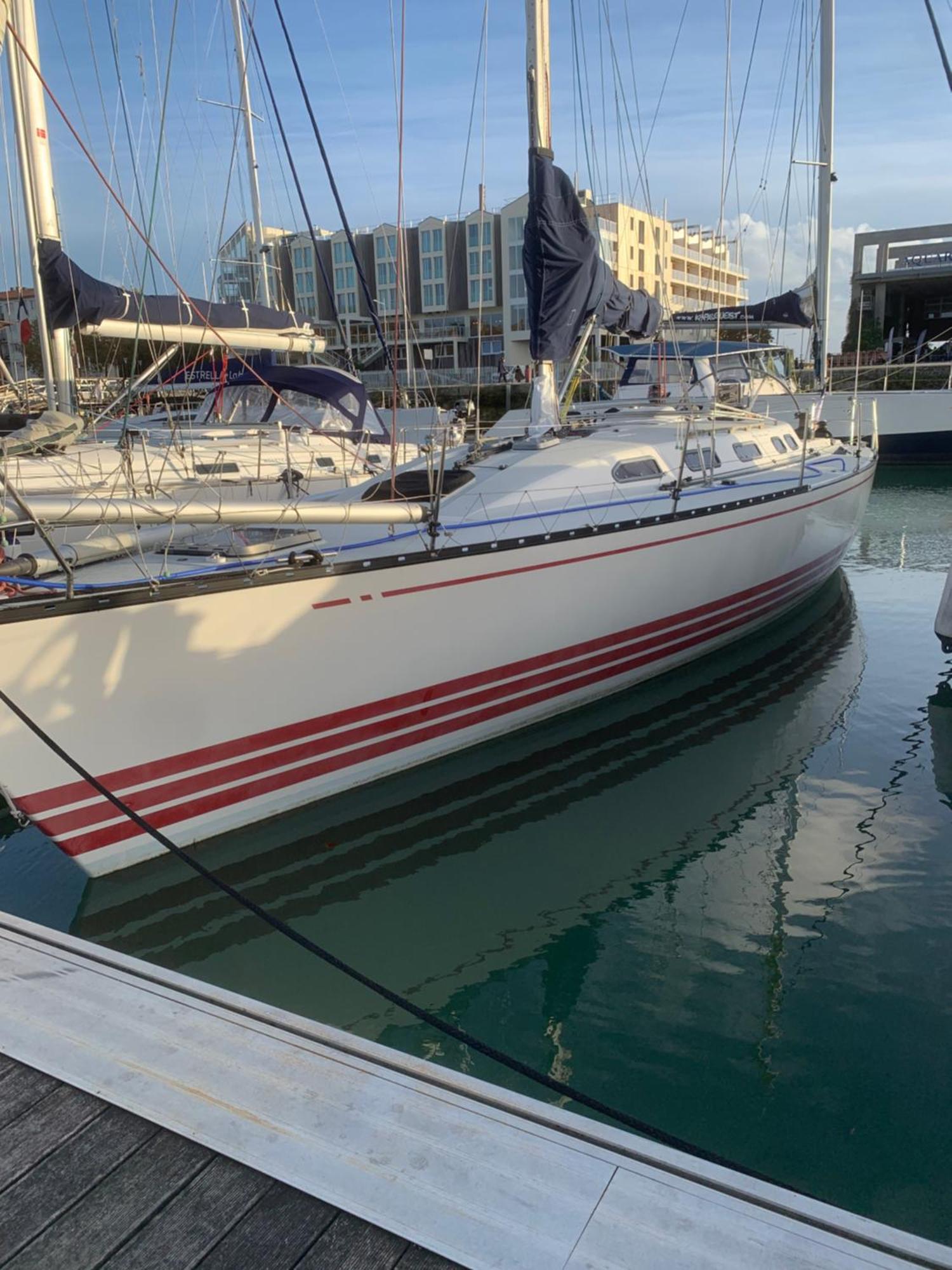 Nuit Sur Un Bateau Hotel La Rochelle  Ngoại thất bức ảnh